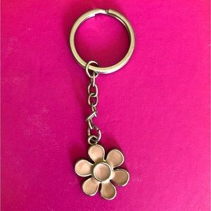 Pink enamel flower 🌸 keychain